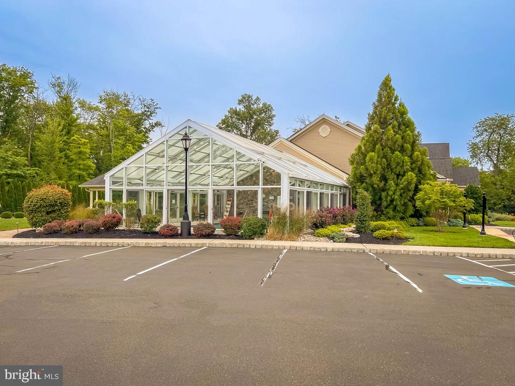 DELANCEY COURT - Residential