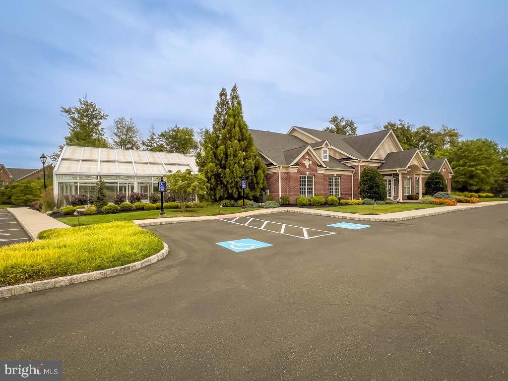 DELANCEY COURT - Residential