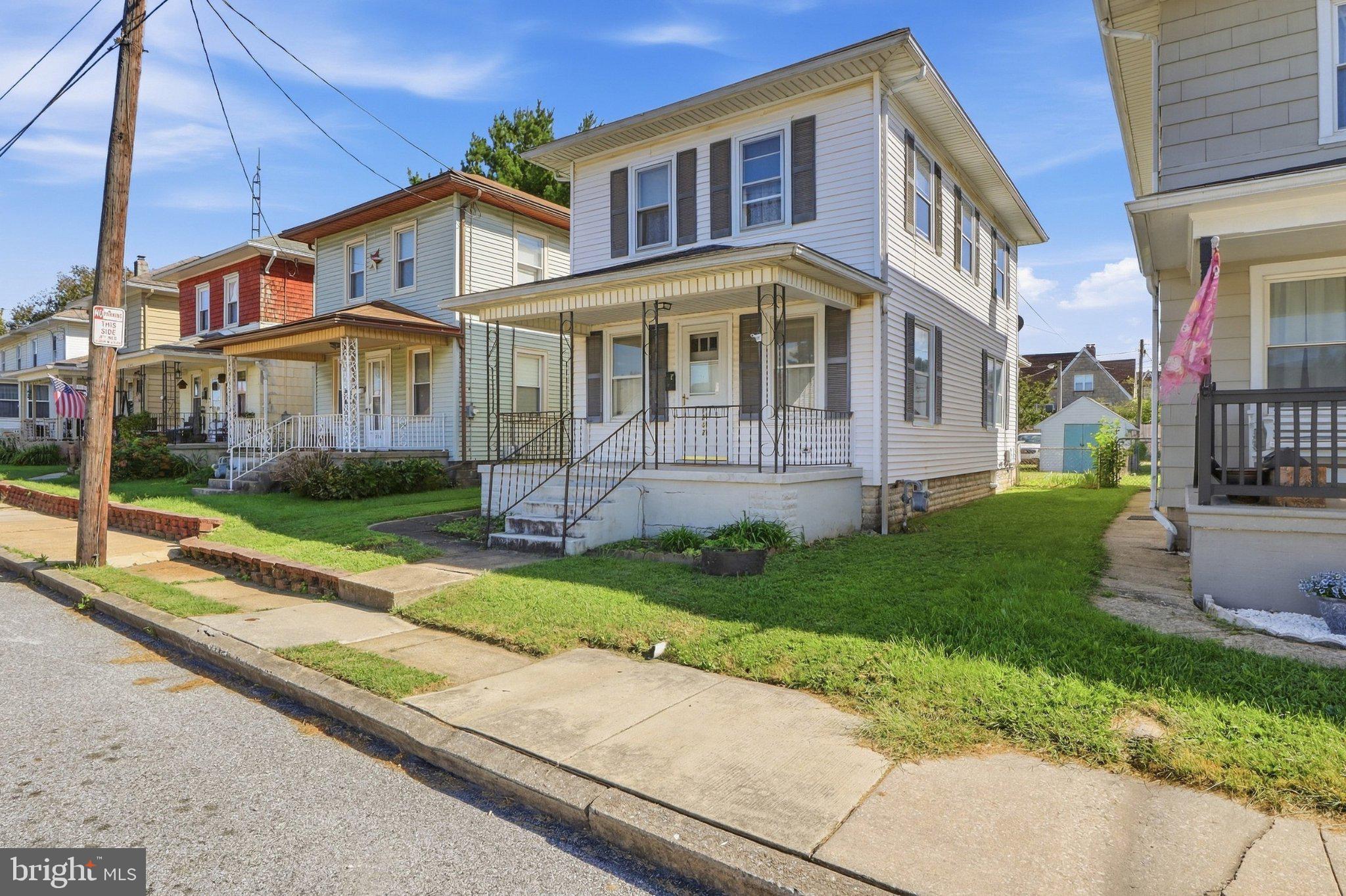 1232 E PROSPECT STREET