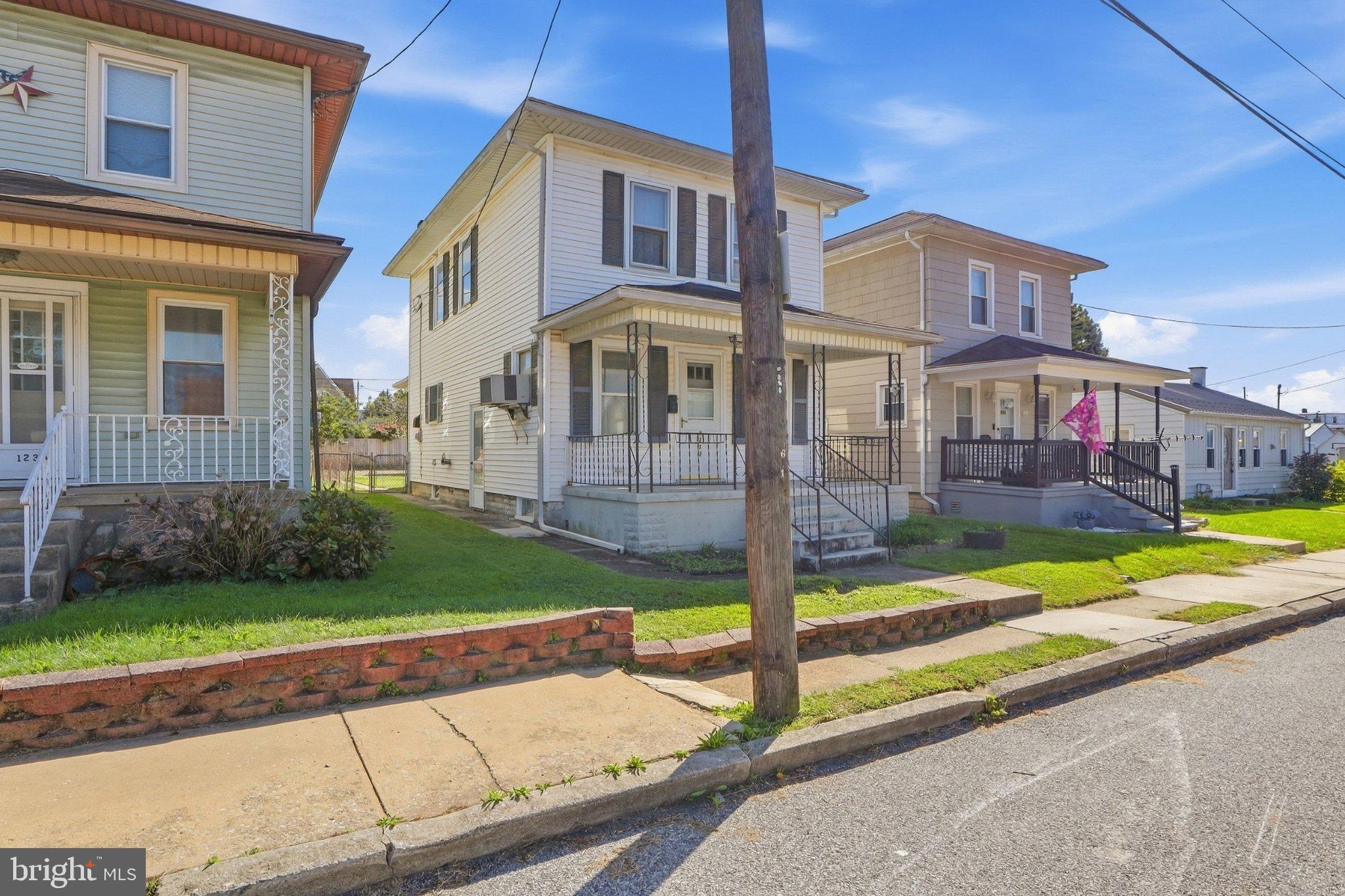 1232 E PROSPECT STREET
