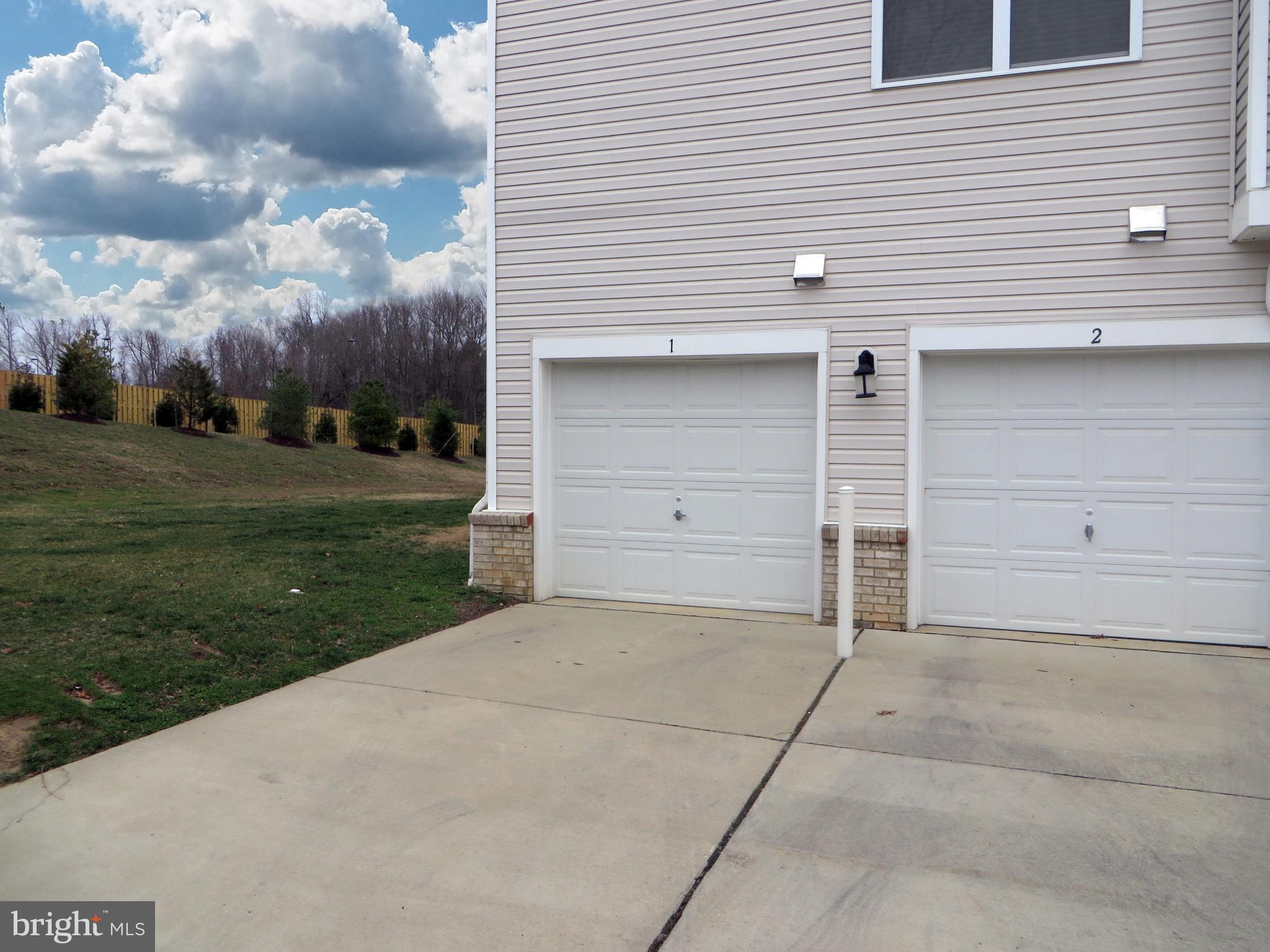 RESIDENCES AT WILDEWOOD - Residential Lease