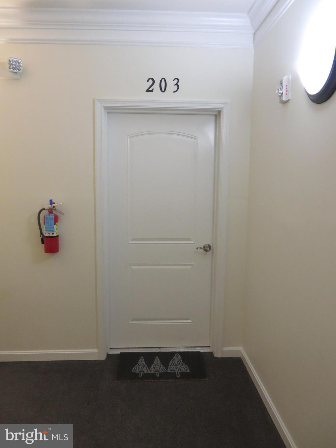 RESIDENCES AT WILDEWOOD - Residential Lease