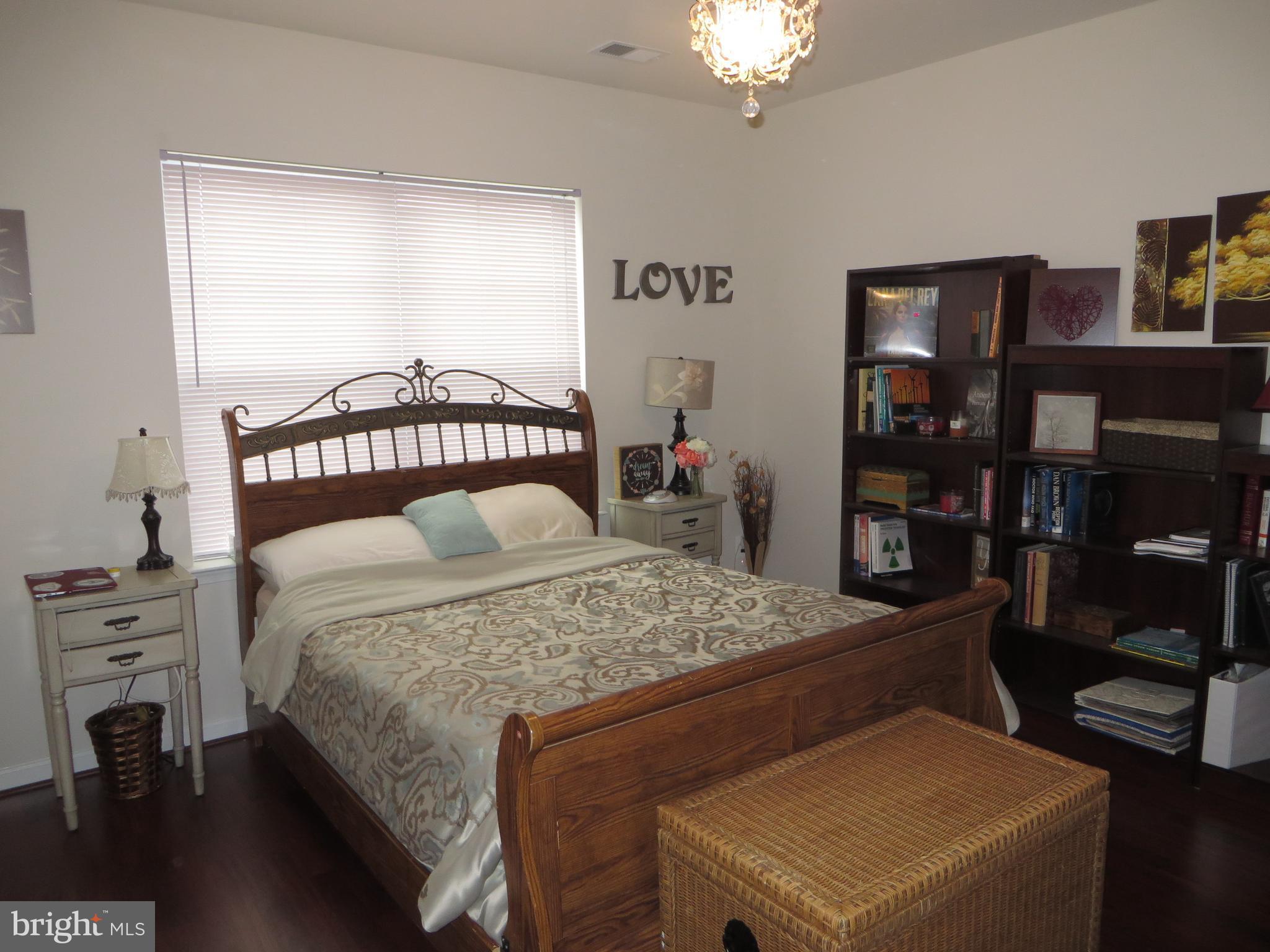 RESIDENCES AT WILDEWOOD - Residential Lease