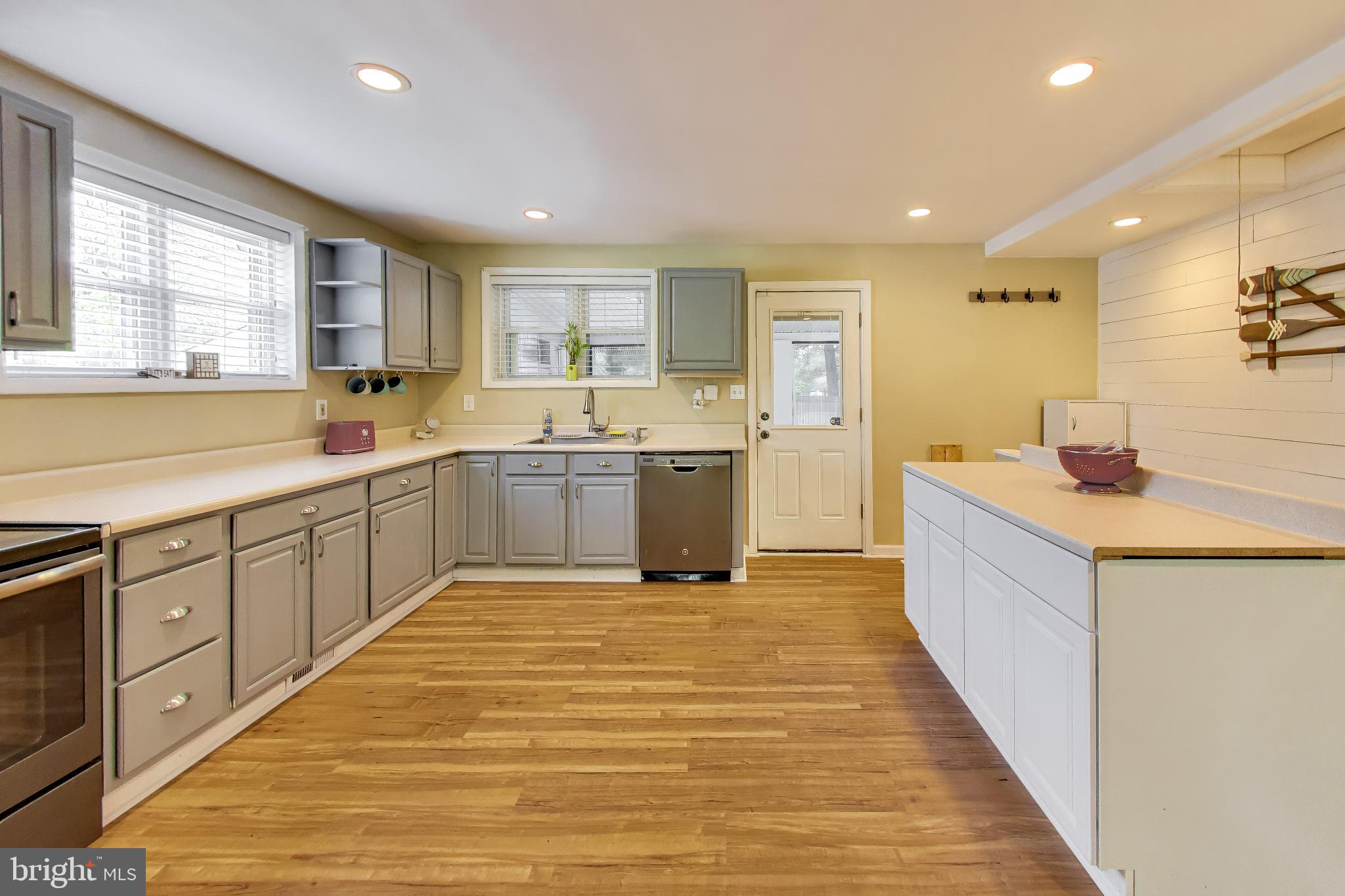 BODKIN MANOR - Residential