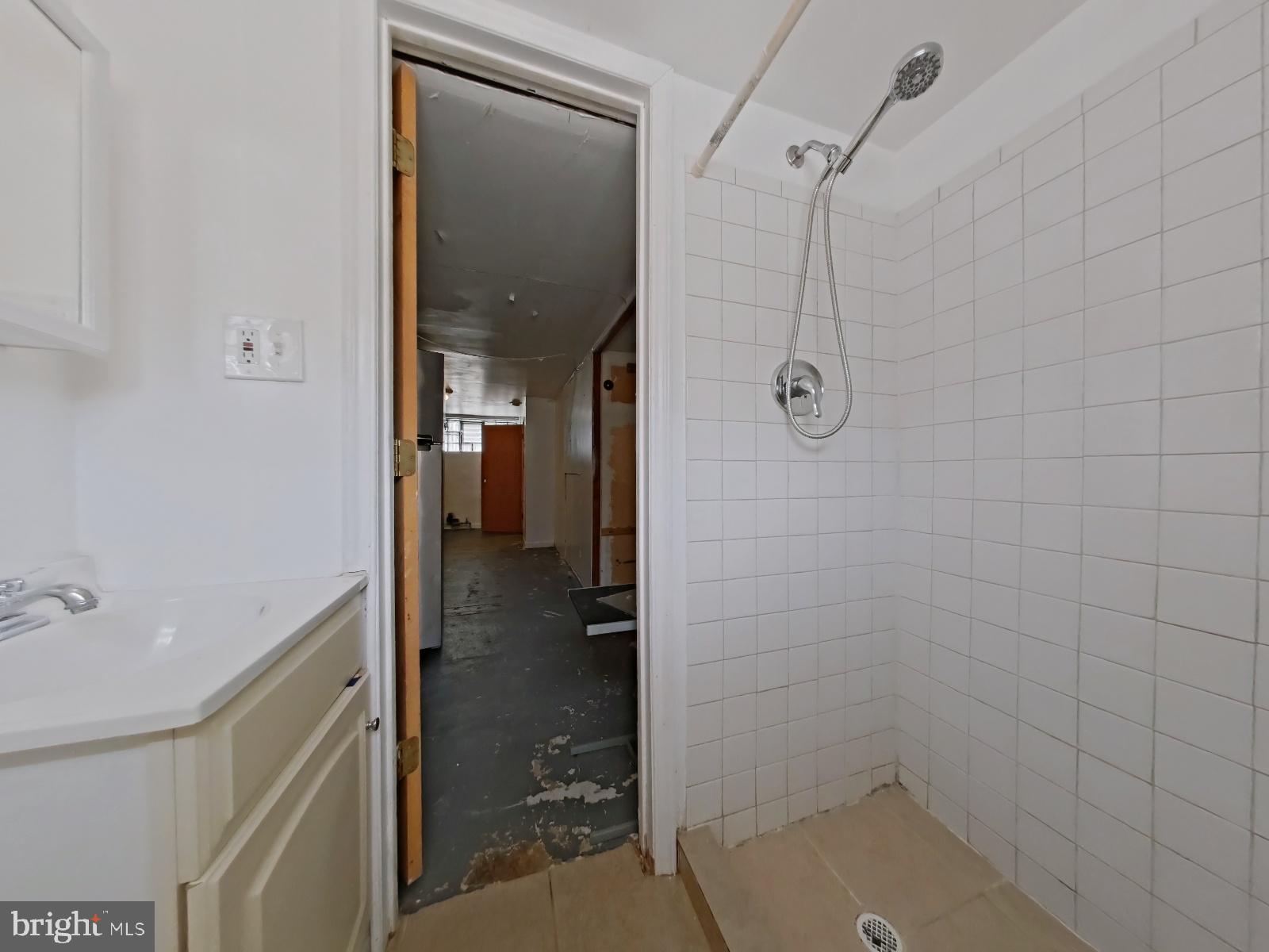 JUNIATA - Residential