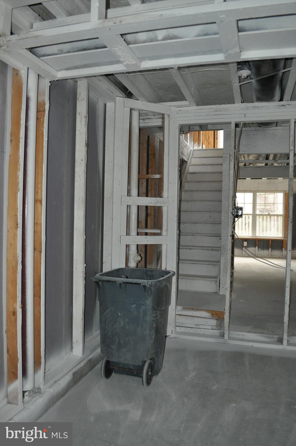 RIVER OAKS - Residential