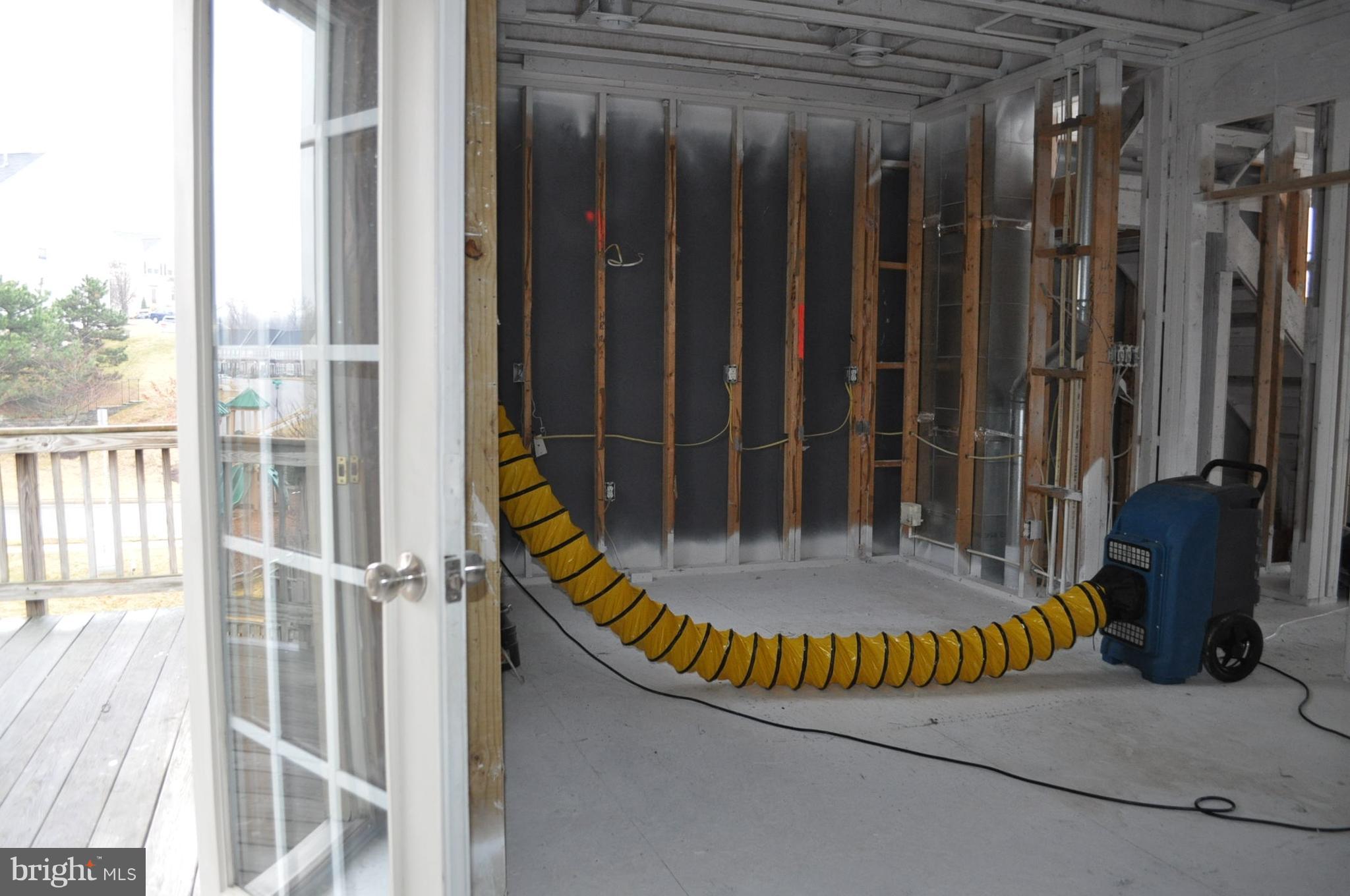 RIVER OAKS - Residential