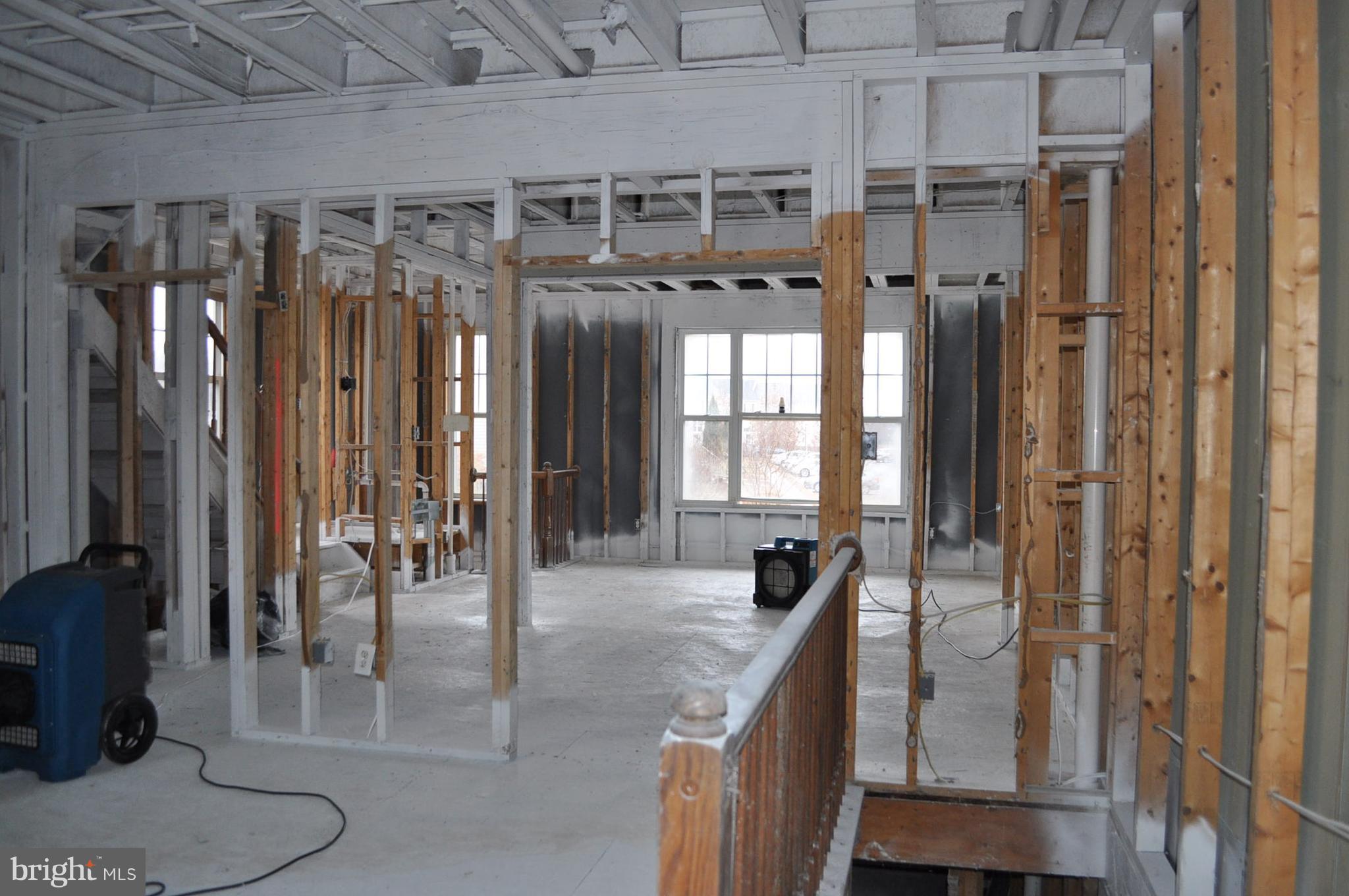 RIVER OAKS - Residential