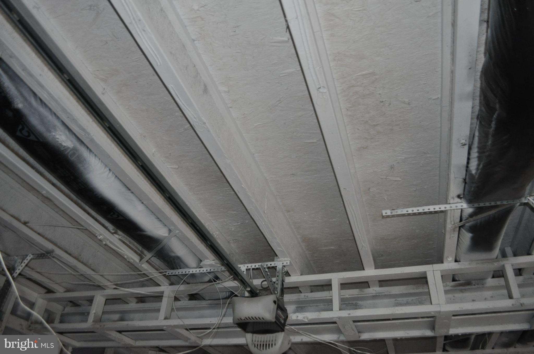 RIVER OAKS - Residential