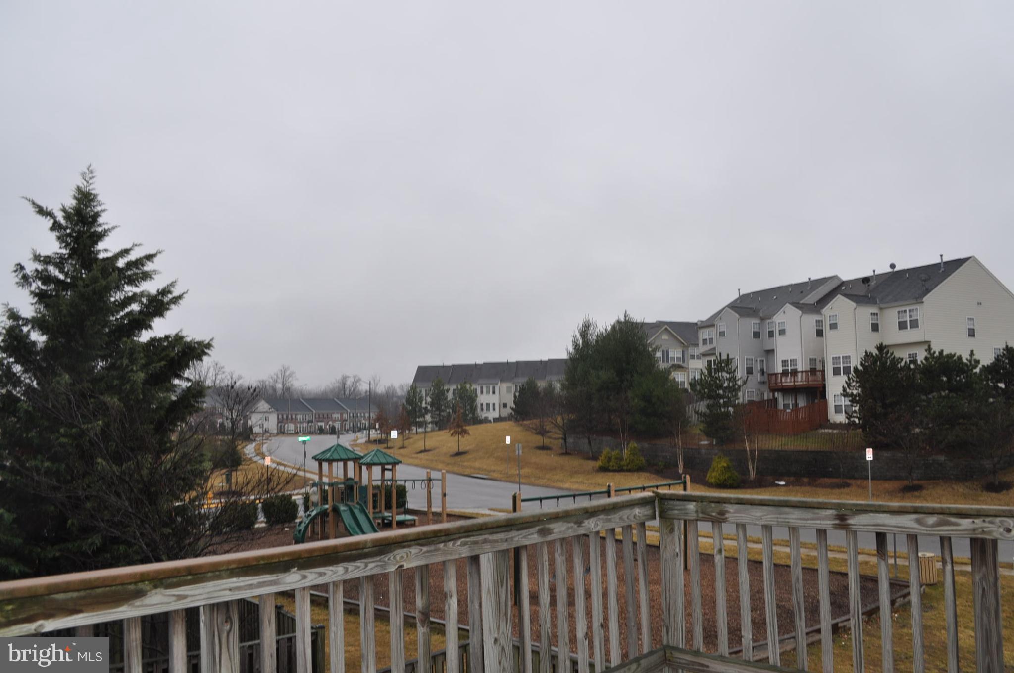 RIVER OAKS - Residential