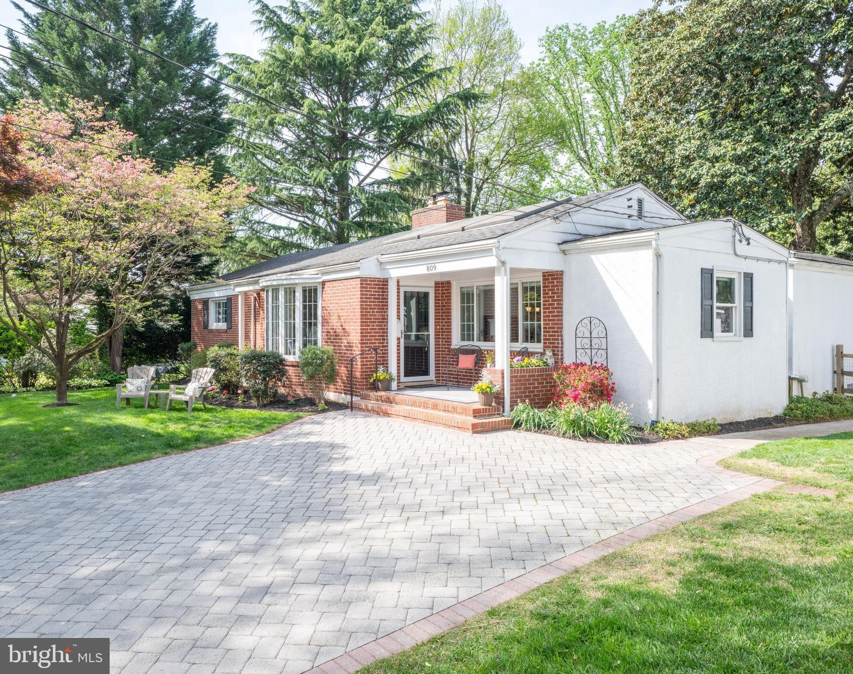 CHARLES TERRACE - Residential