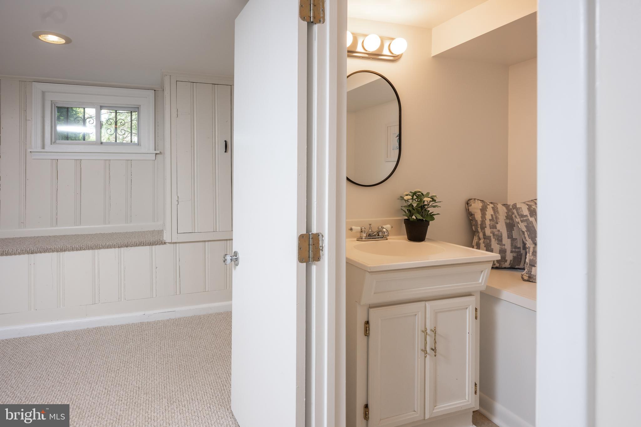 CHARLES TERRACE - Residential