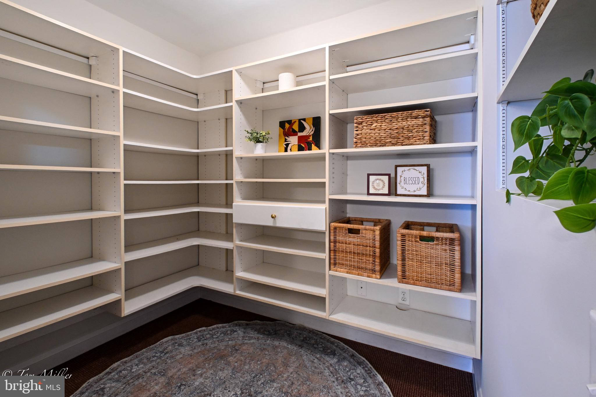 CHARLES TERRACE - Residential