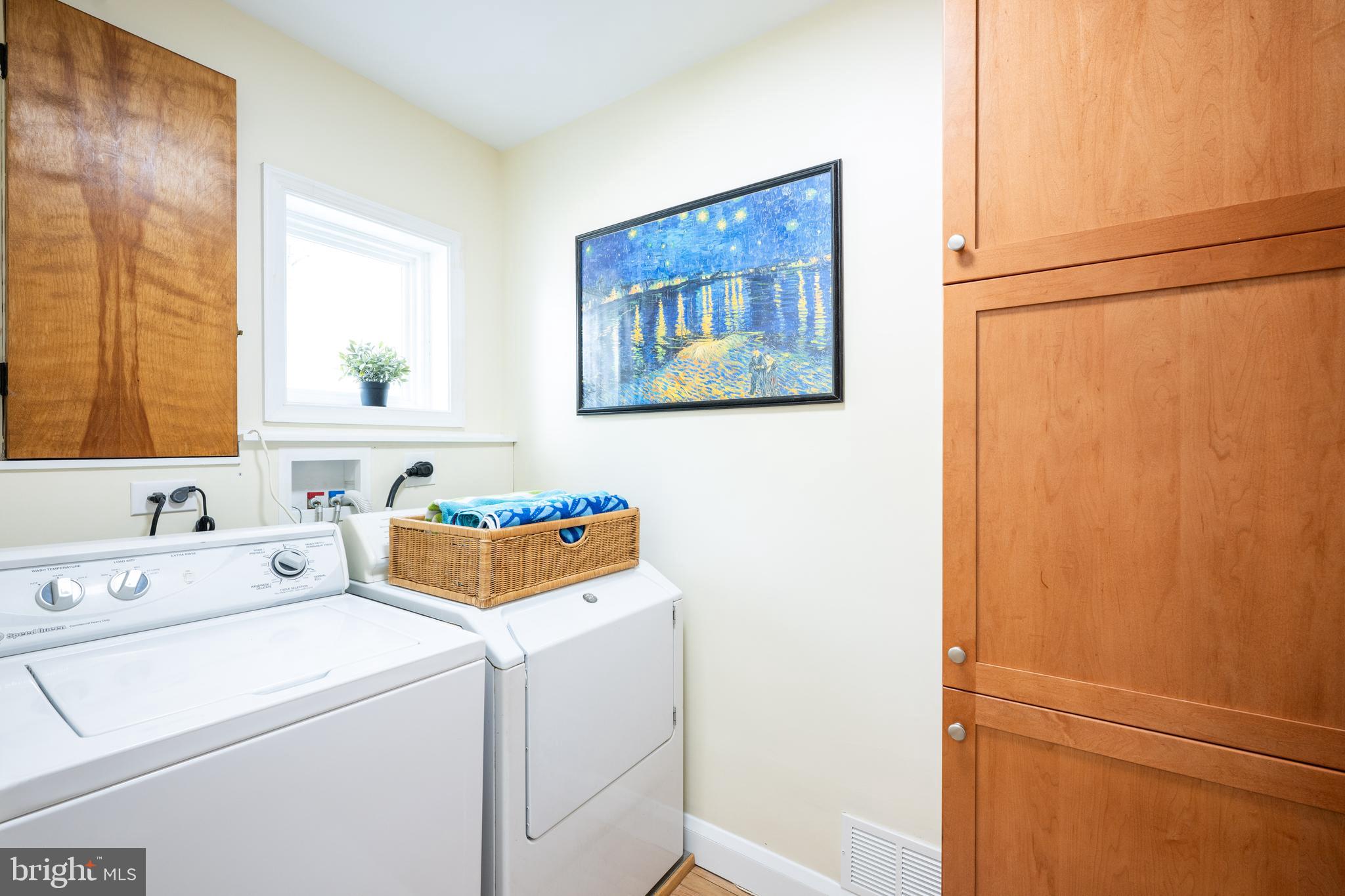 CHARLES TERRACE - Residential