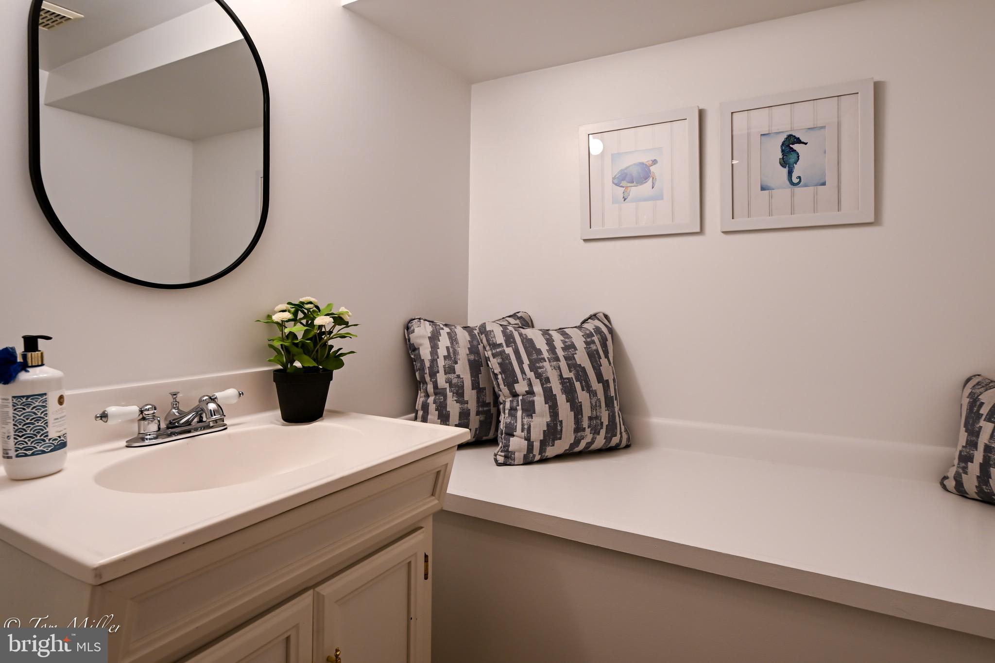 CHARLES TERRACE - Residential