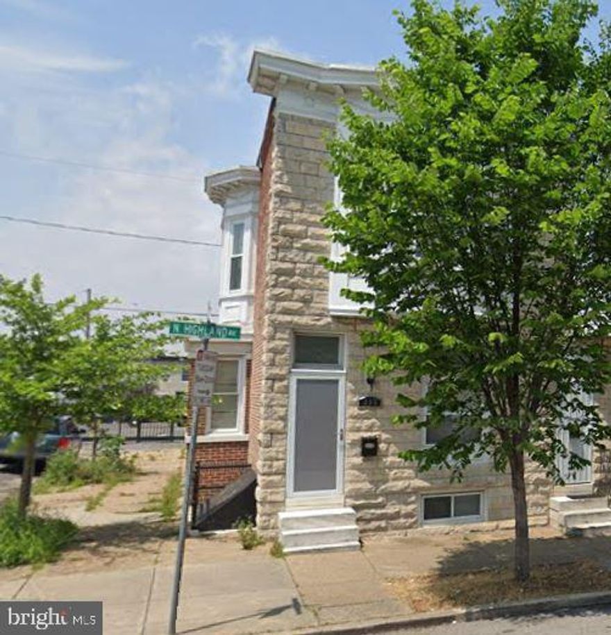 Listed and sold simultaneously.  Rehab investor.