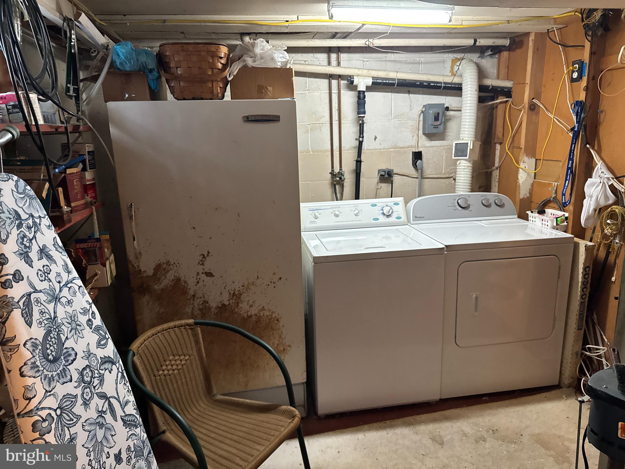 LINCOLN DRIVE - Residential