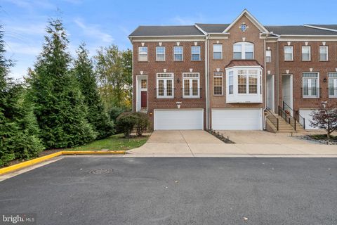 6498 WATERFIELD ROAD ALEXANDRIA VA 22315