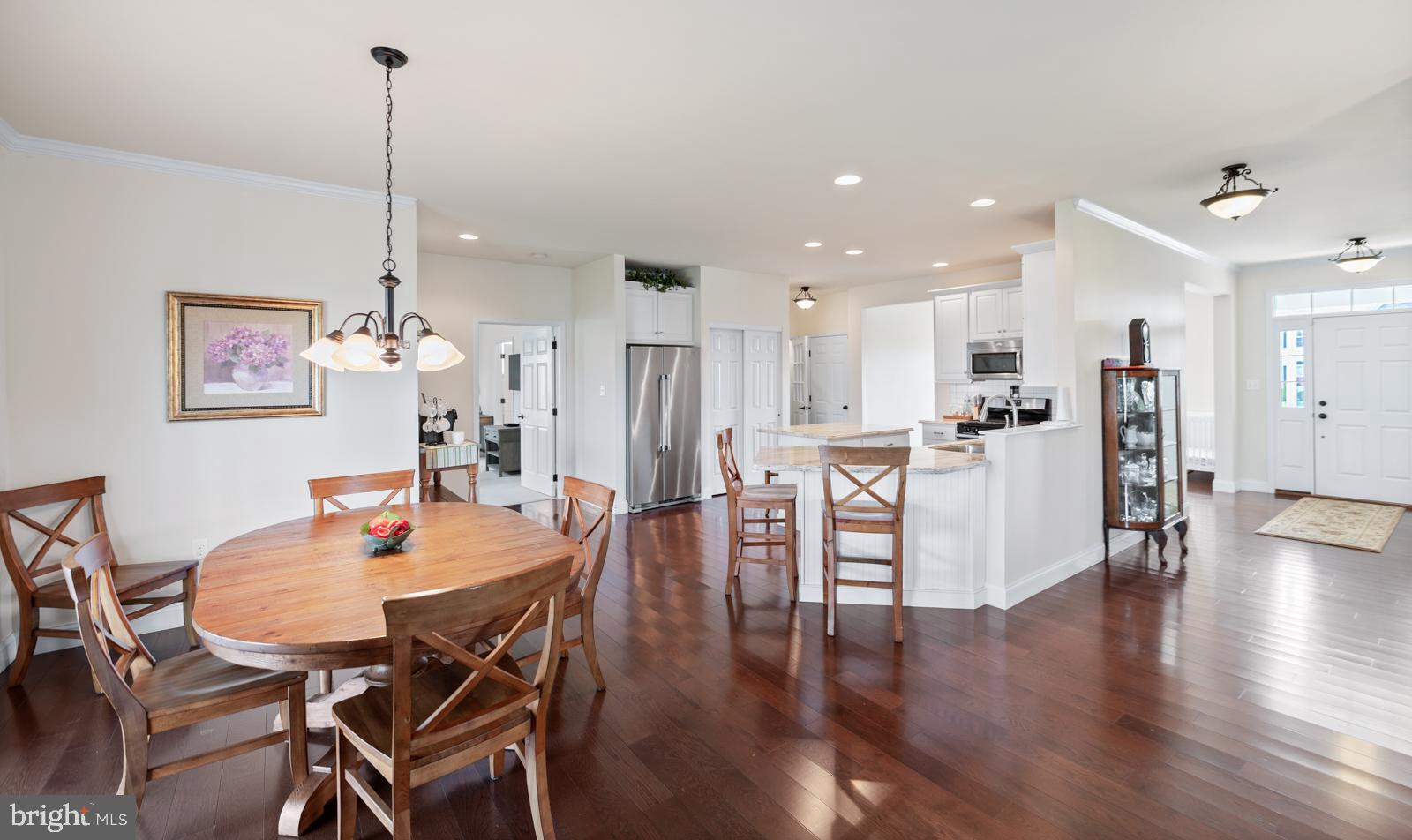 WOODS EDGE - Residential