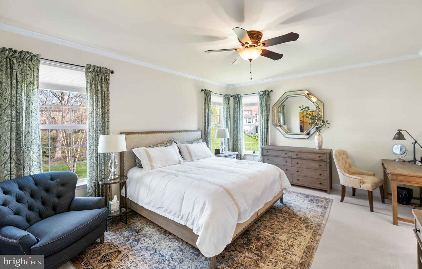 WOODS EDGE - Residential