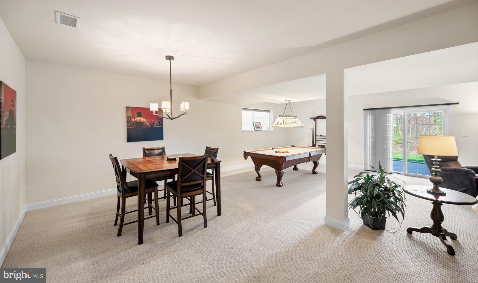 WOODS EDGE - Residential