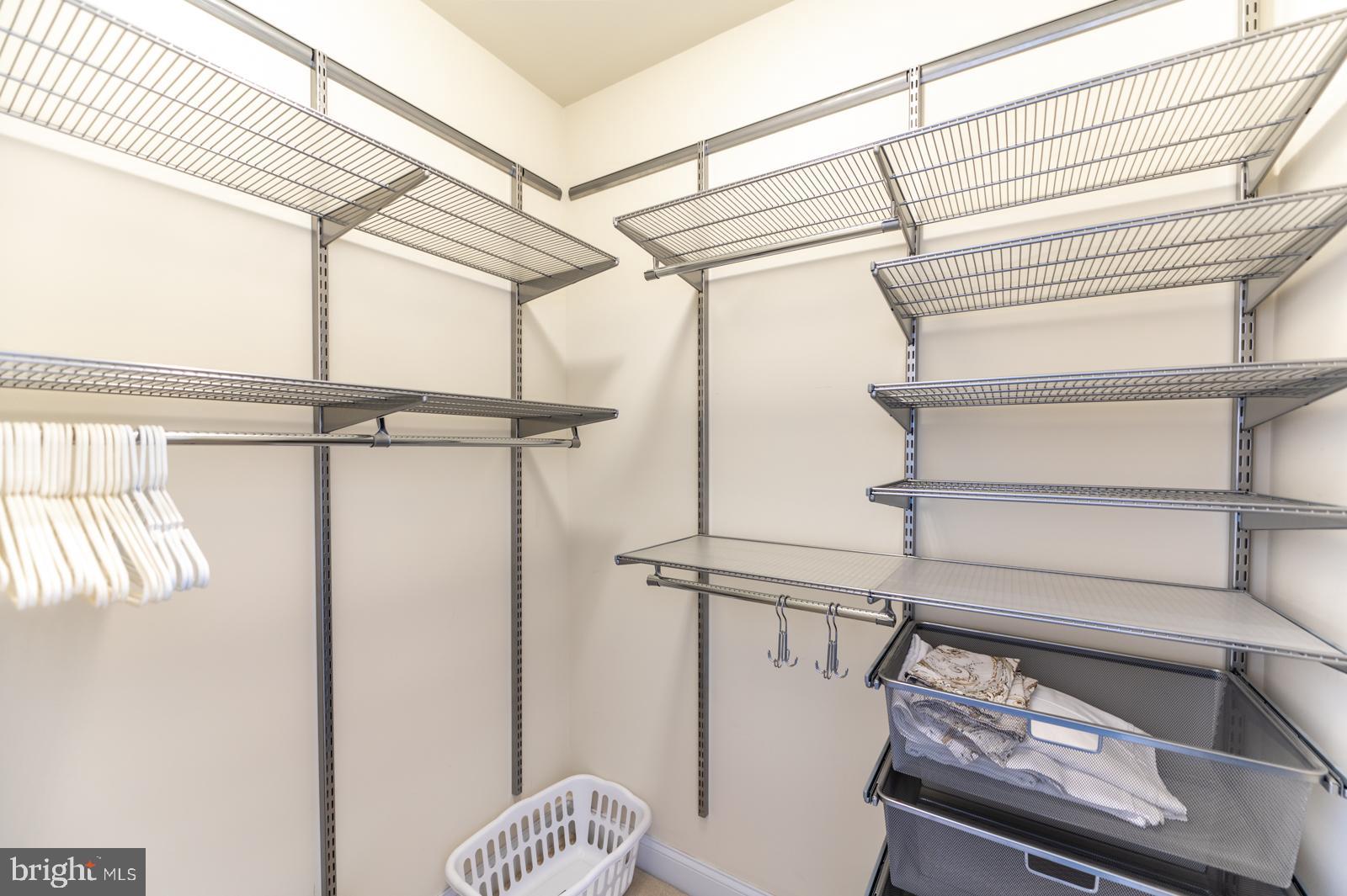 WOODS EDGE - Residential