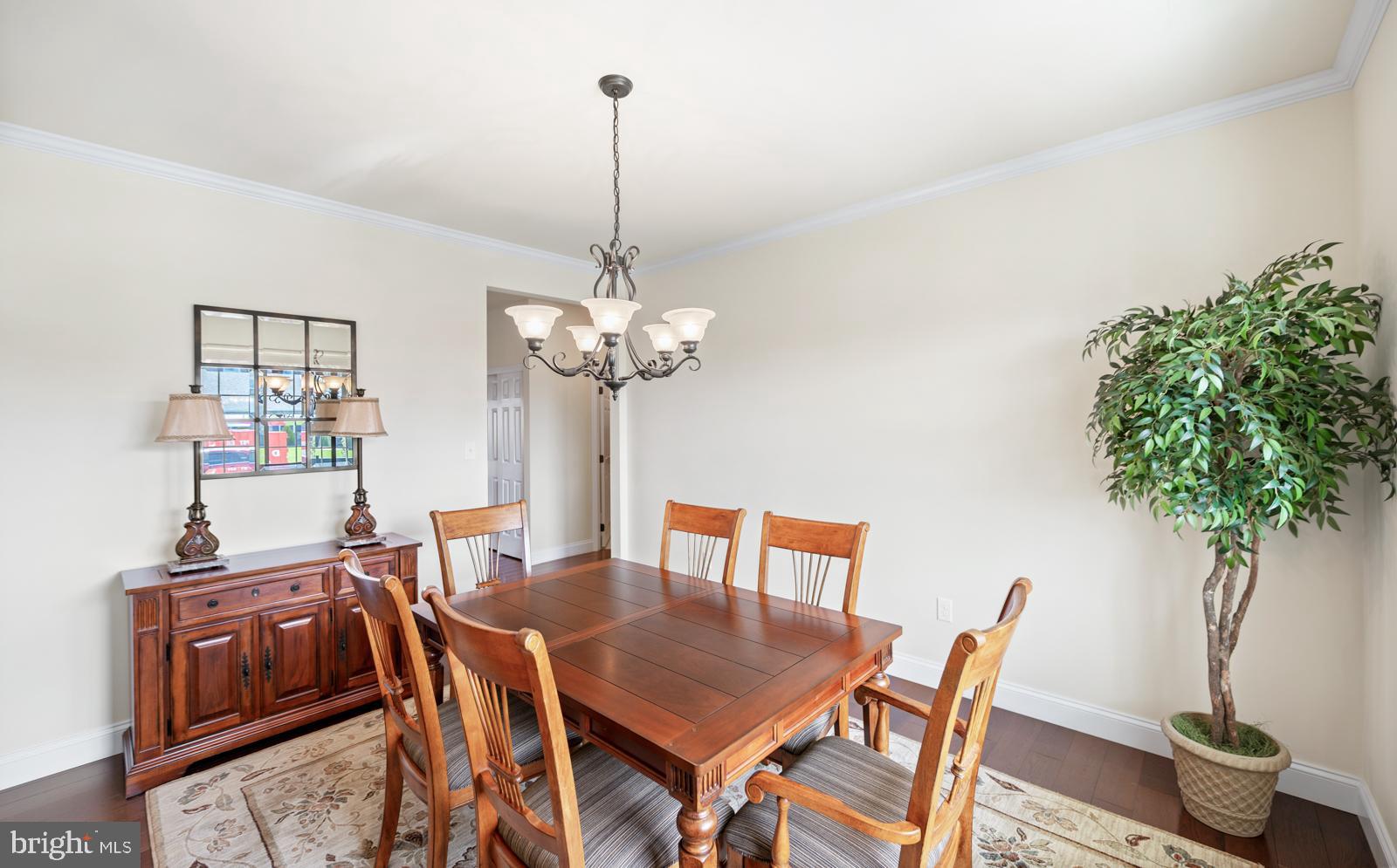 WOODS EDGE - Residential