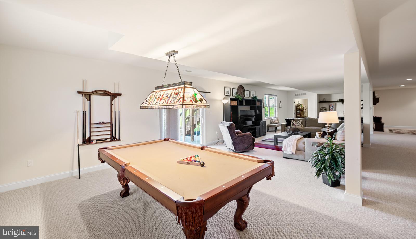 WOODS EDGE - Residential