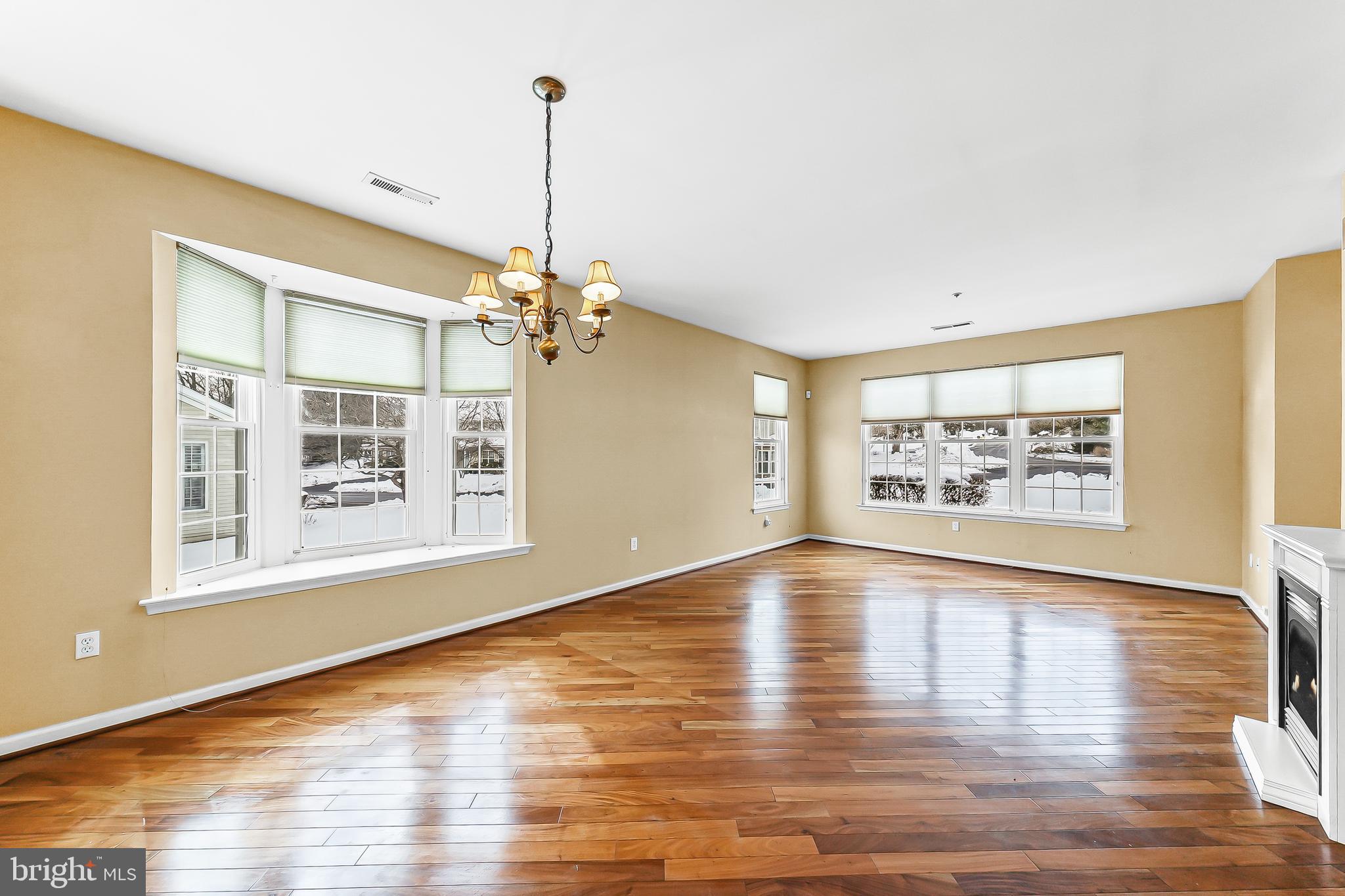 GOLFVIEW - Residential