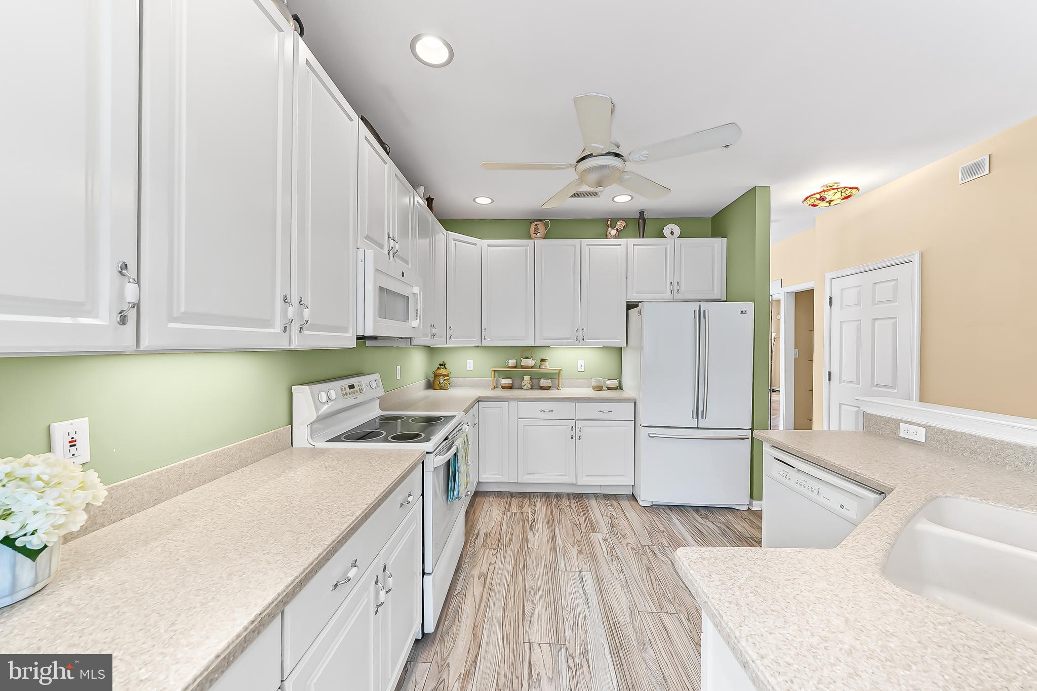 GOLFVIEW - Residential