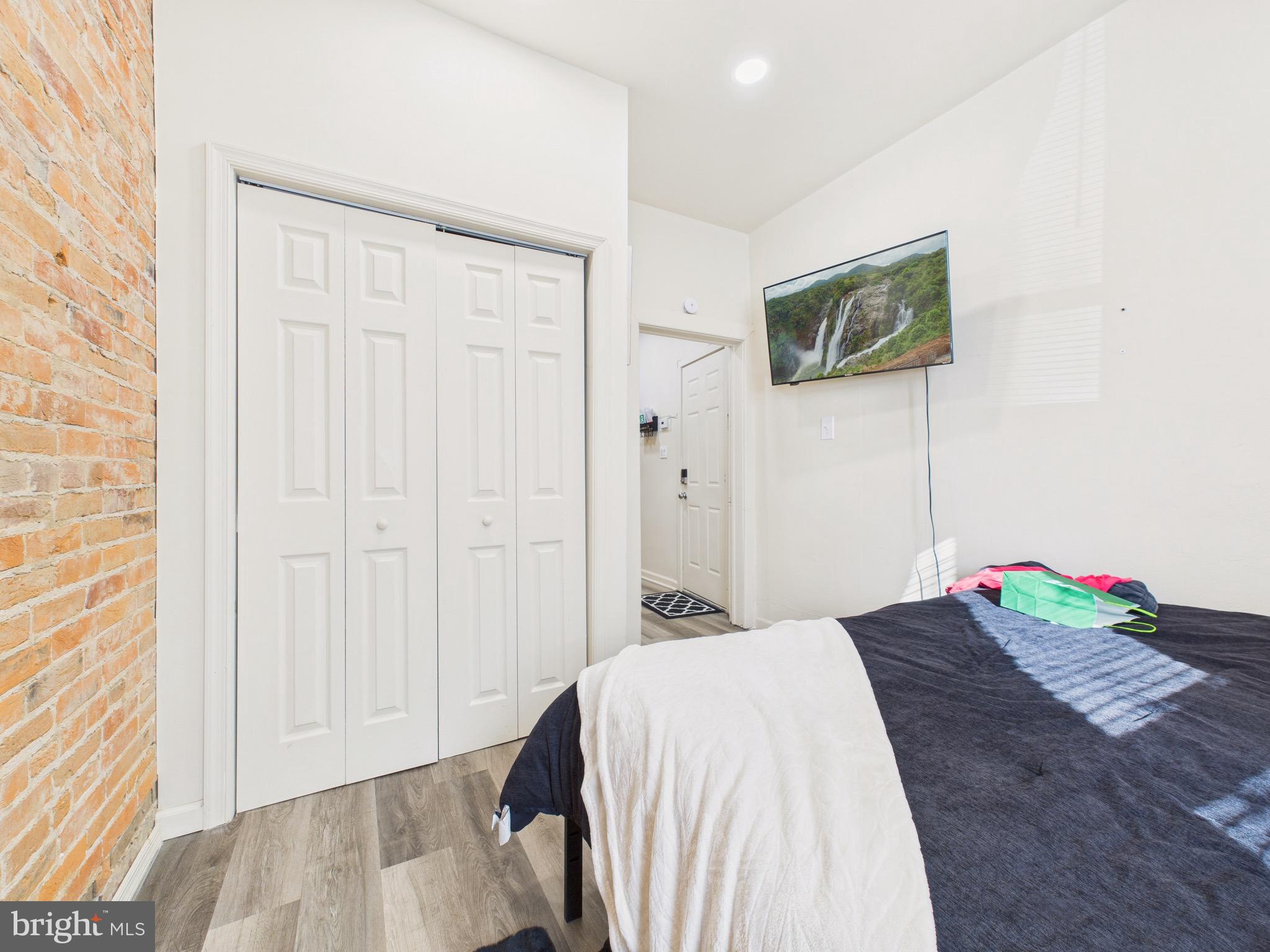 HISTORIC MIDTOWN - Residential Income