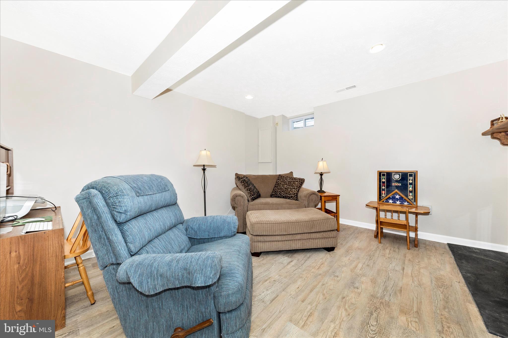 GUNNERS LAKE VILLAGE - Residential