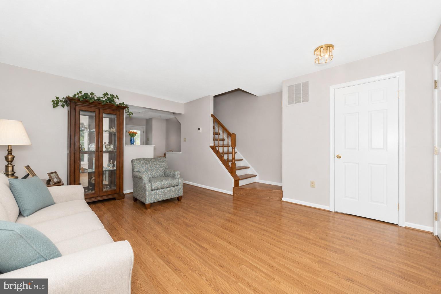 GUNNERS LAKE VILLAGE - Residential