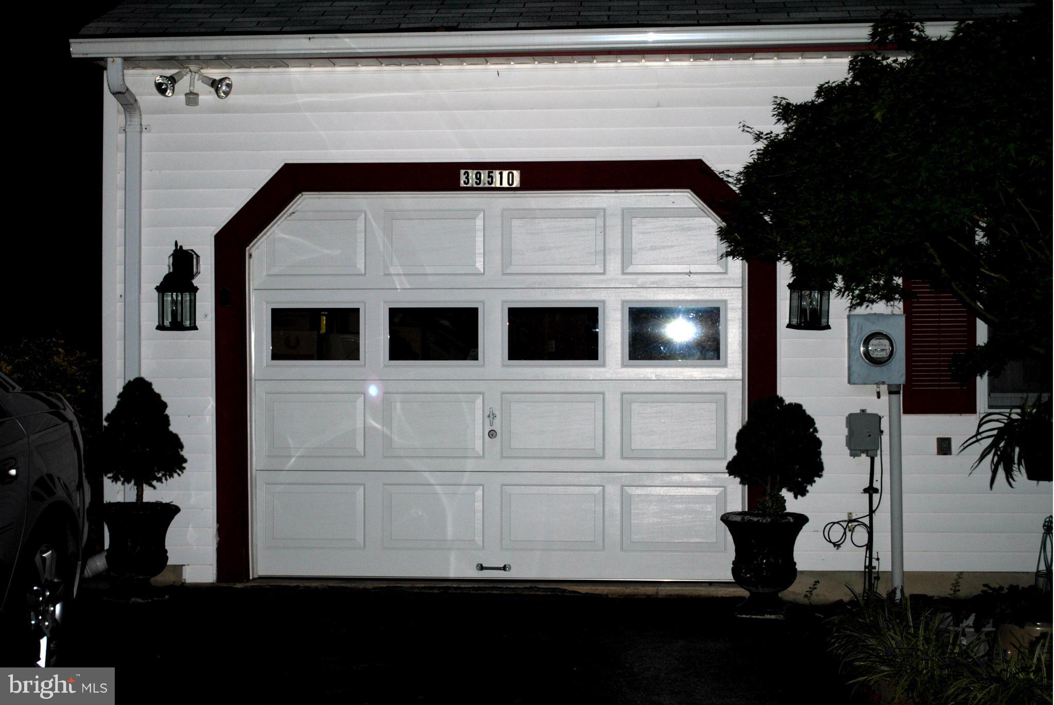 SUMMITT HILL - Residential