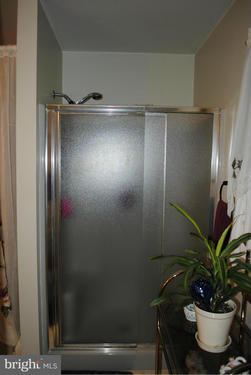 SUMMITT HILL - Residential