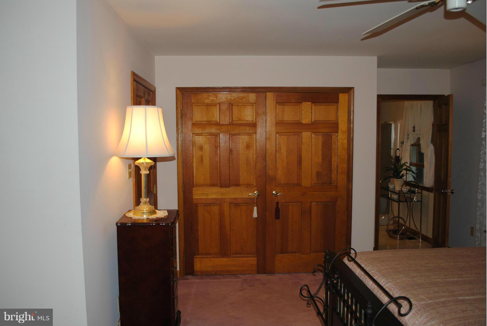 SUMMITT HILL - Residential