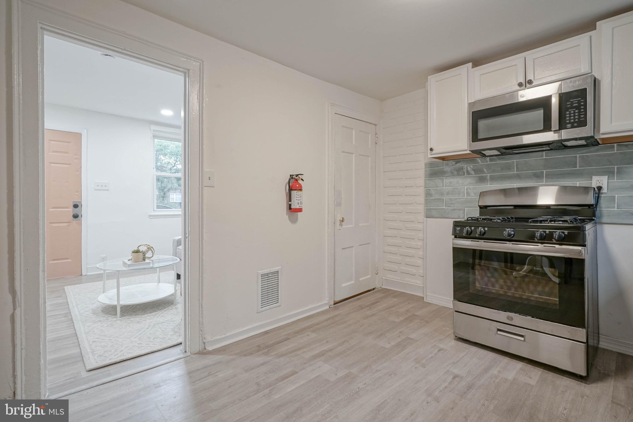 1069 COLLINGS ROAD