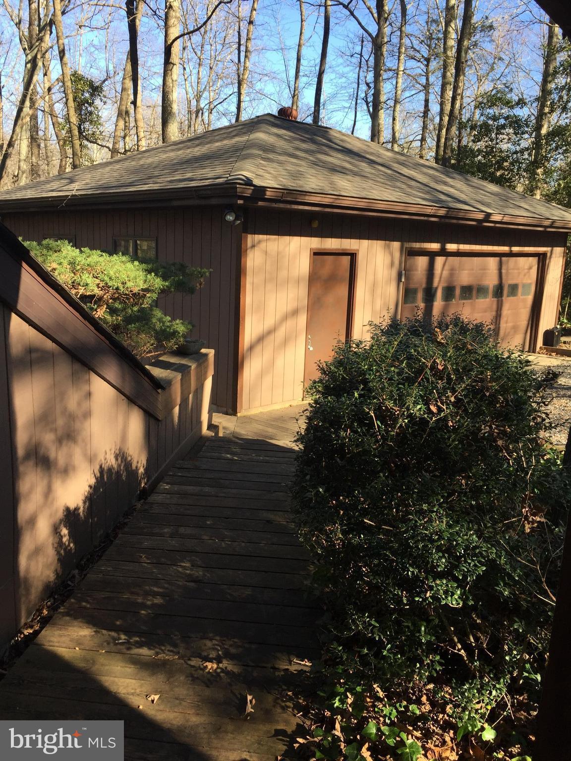 HICKORY LANDING WAY - Residential