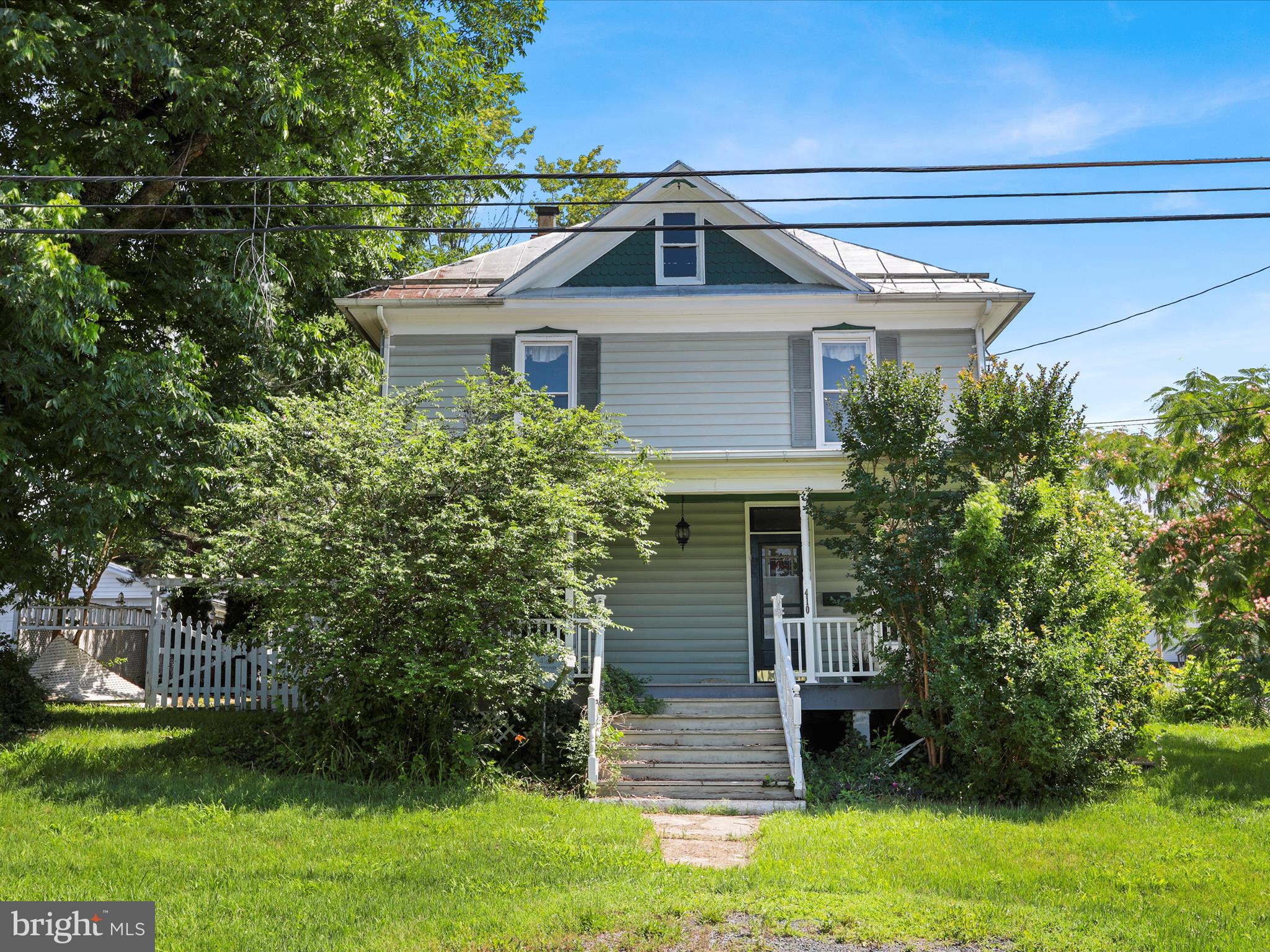 410 ASH STREET