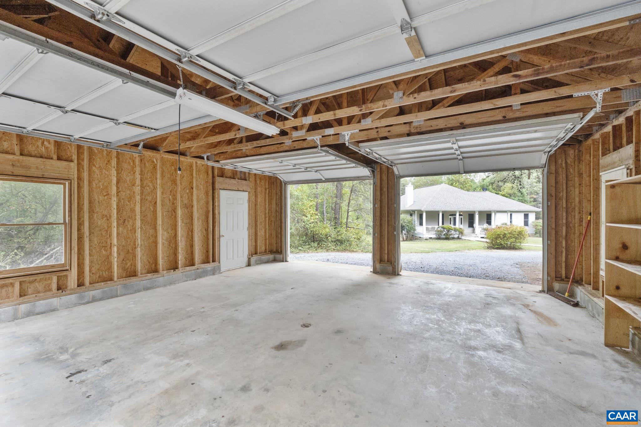 HOLLY SPRINGS - Residential