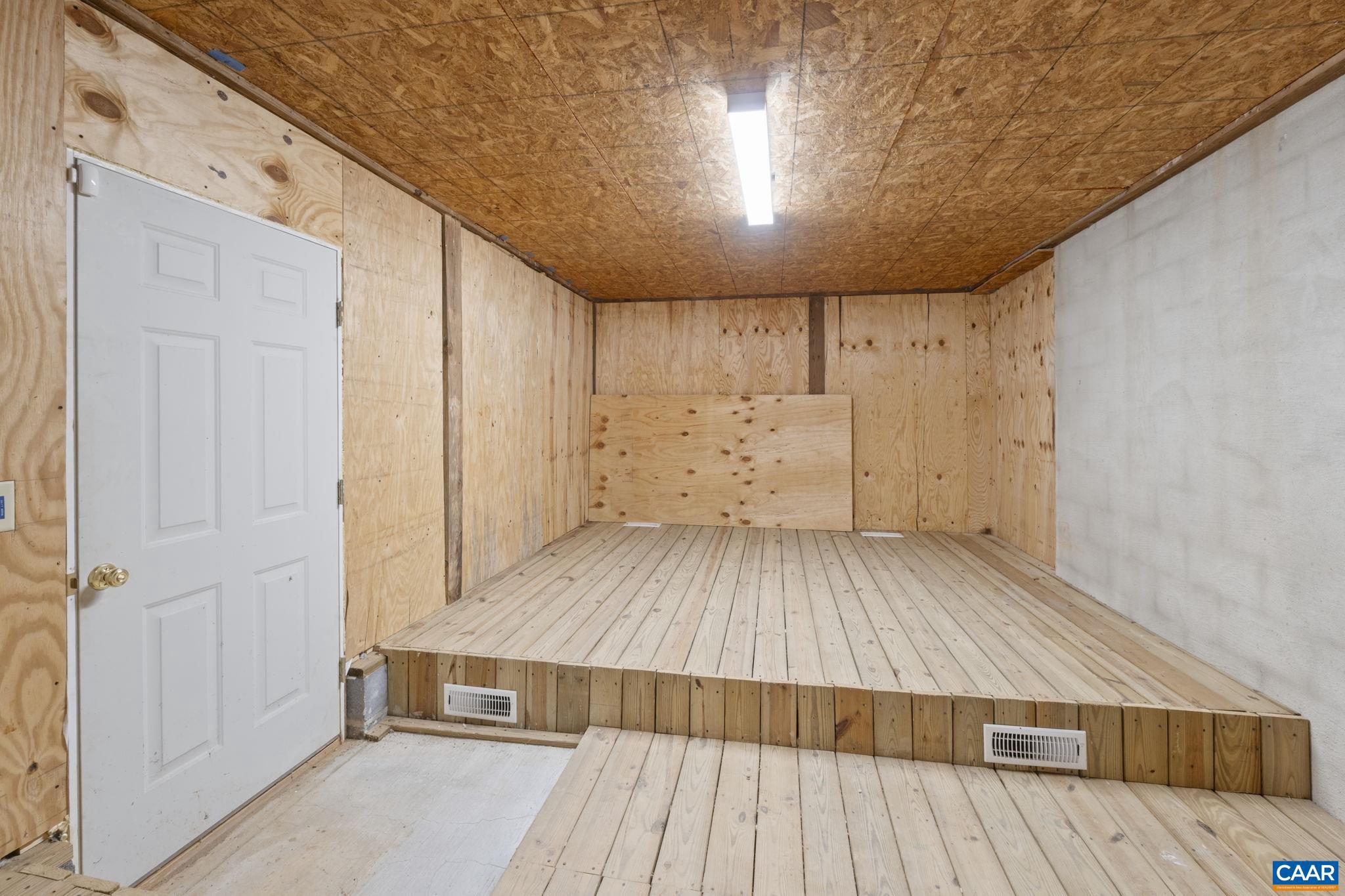 HOLLY SPRINGS - Residential