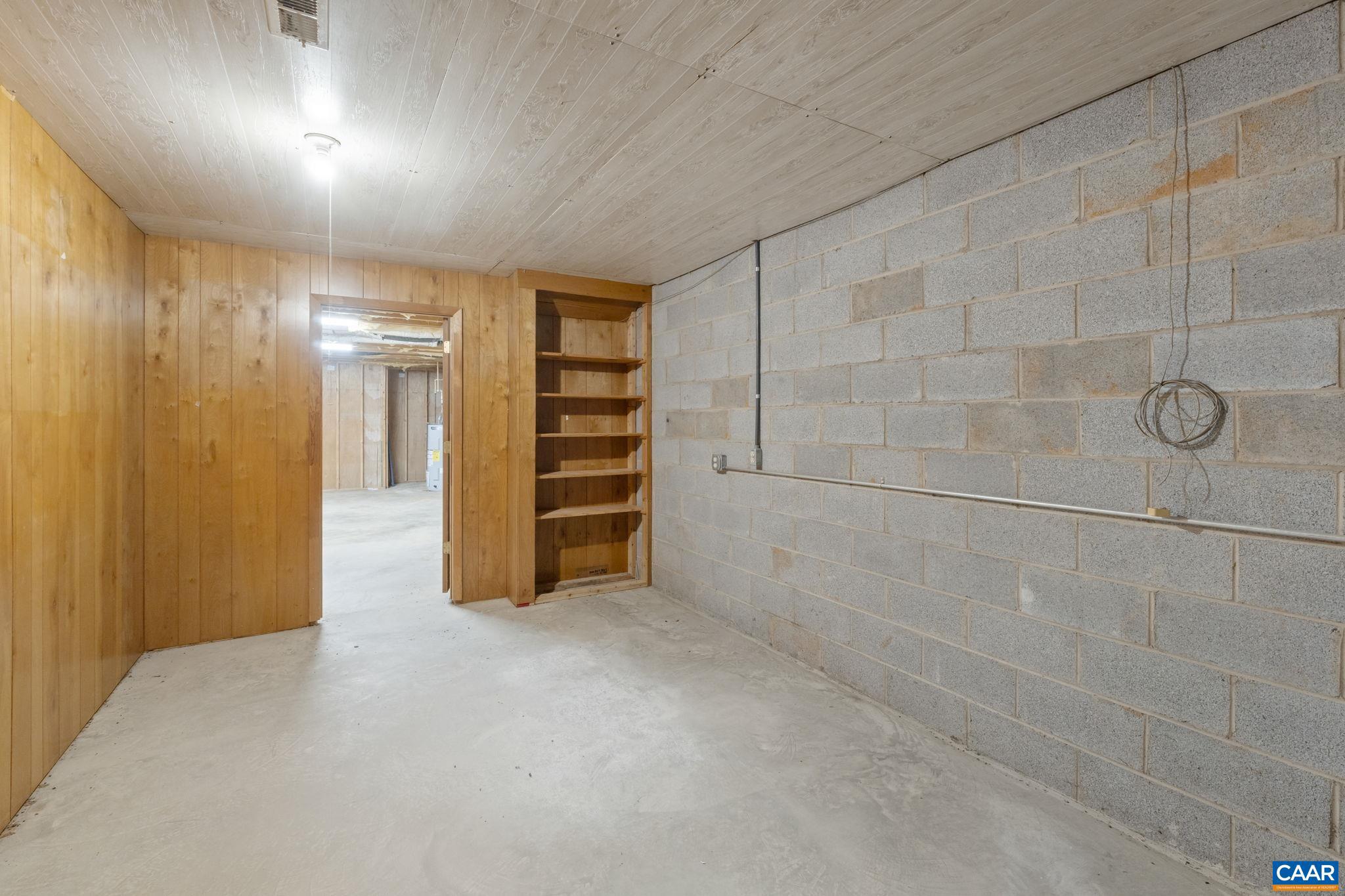 HOLLY SPRINGS - Residential