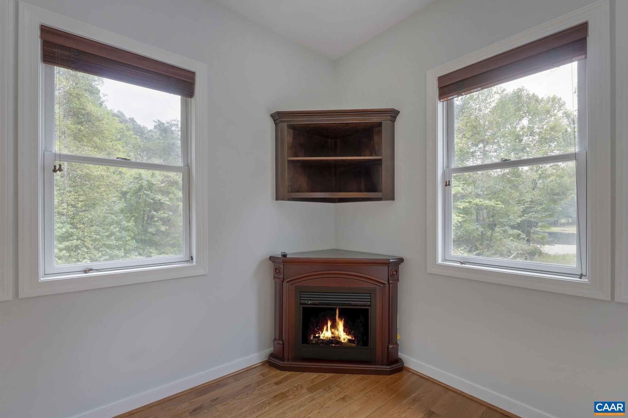 HOLLY SPRINGS - Residential