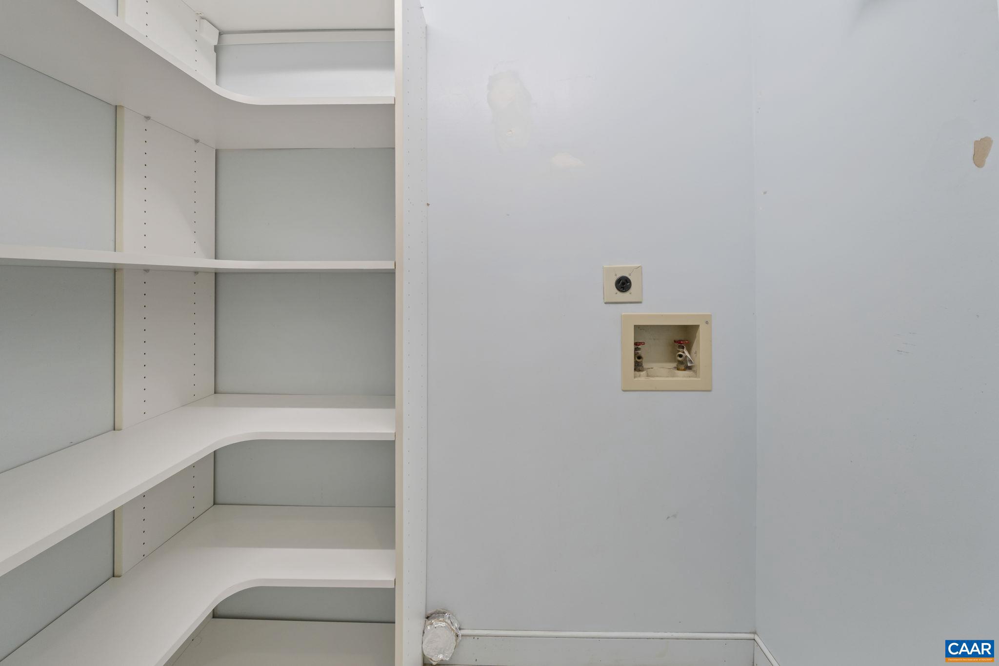 HOLLY SPRINGS - Residential