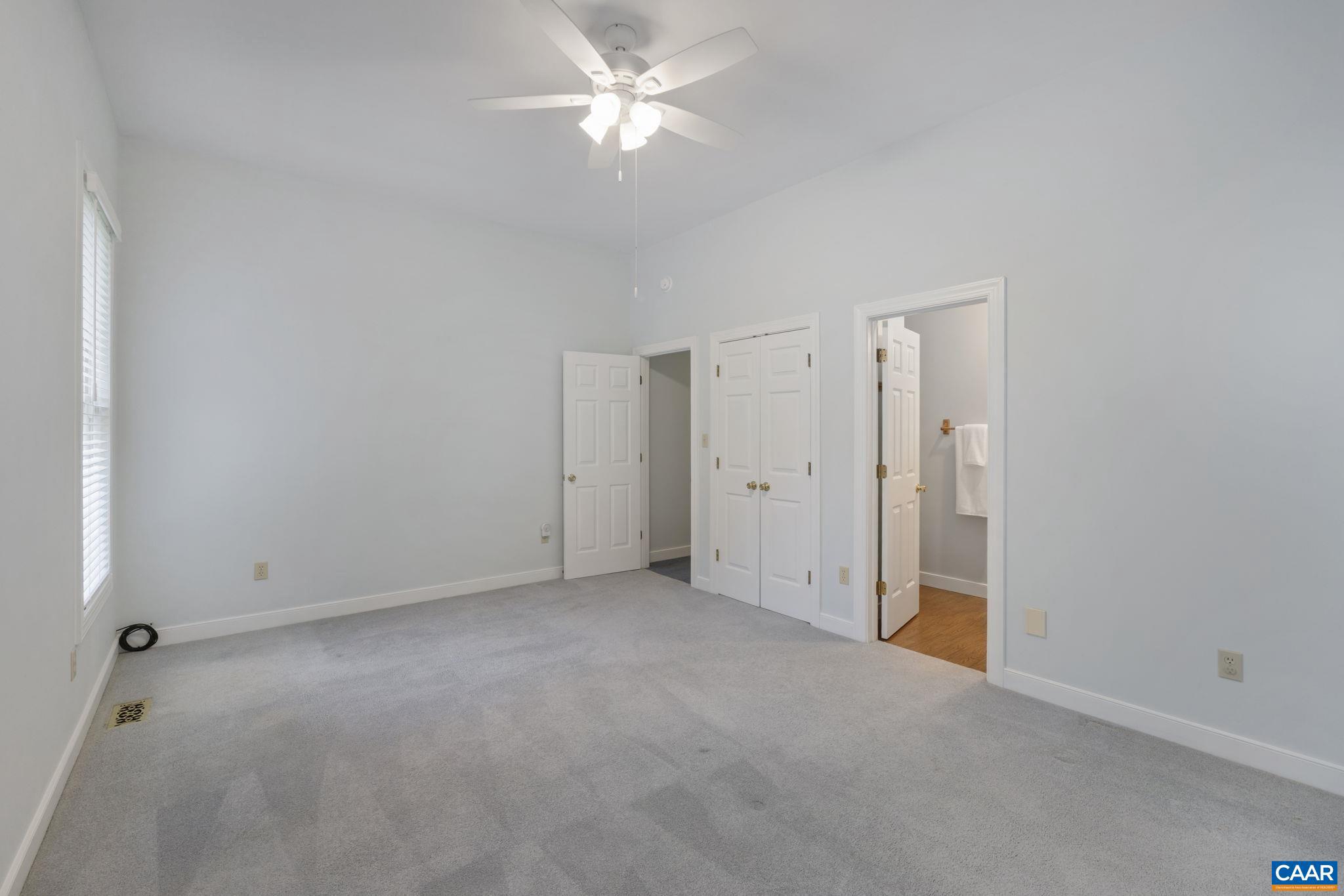 HOLLY SPRINGS - Residential