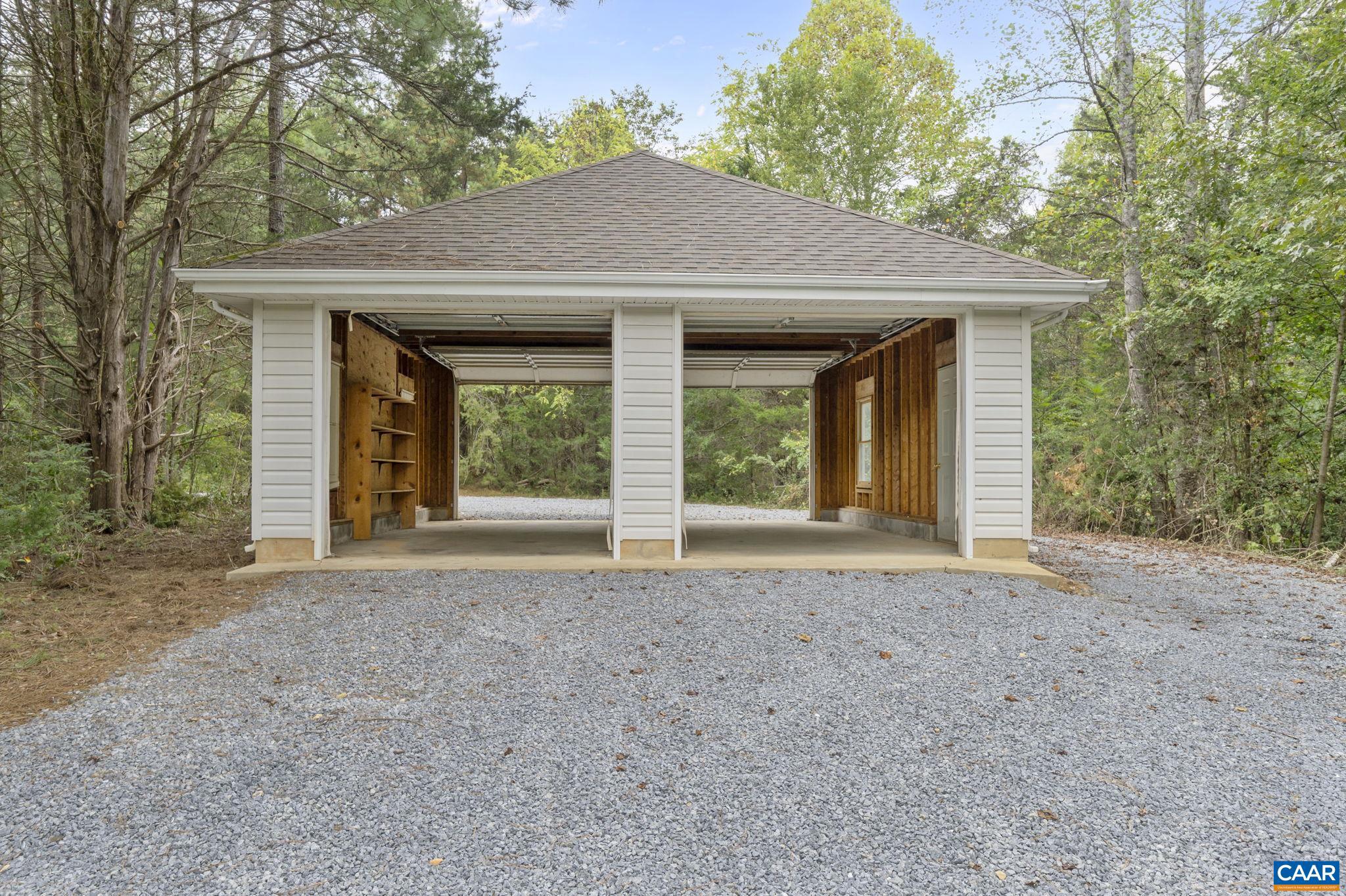 HOLLY SPRINGS - Residential