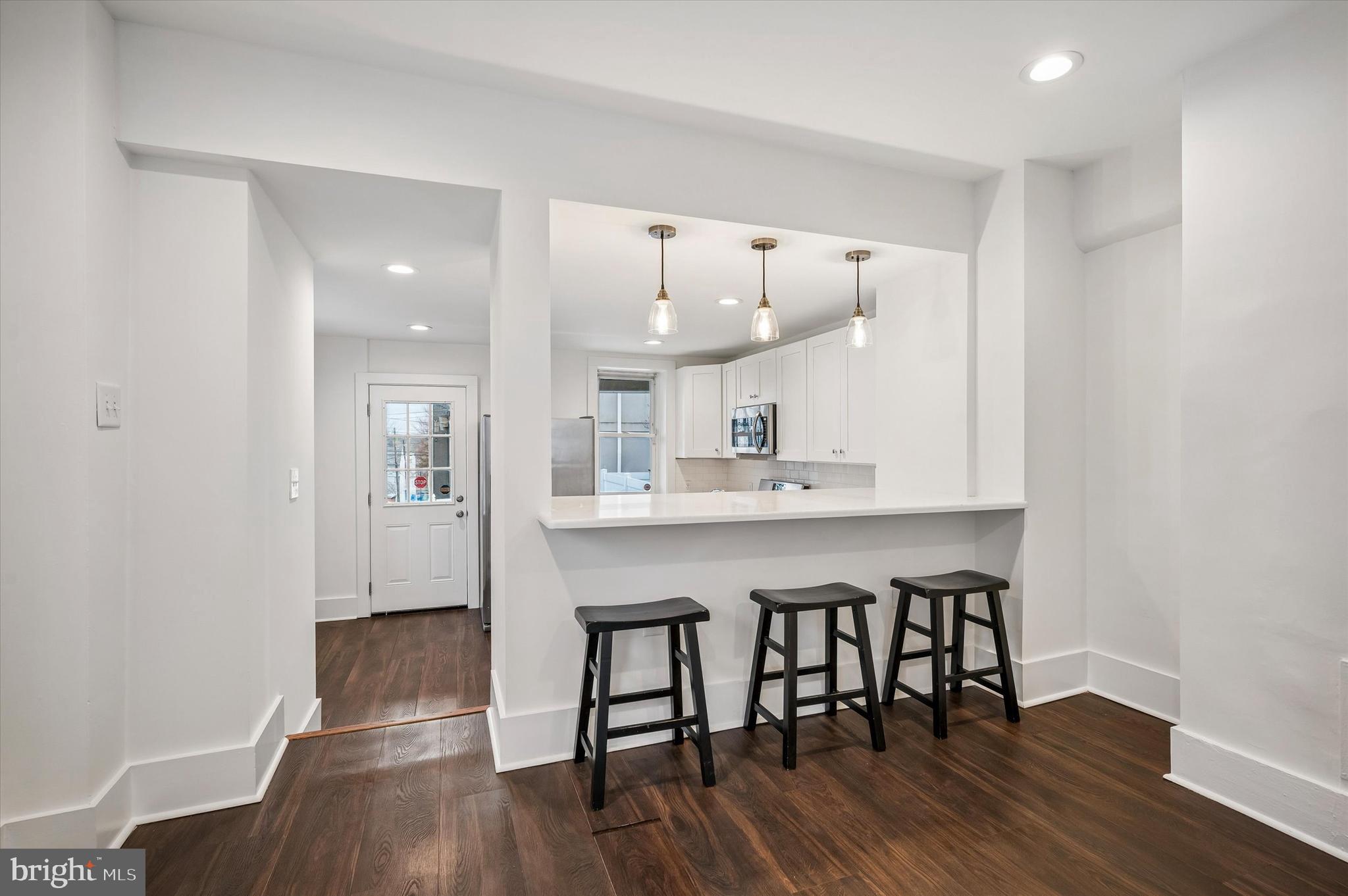 ROXBOROUGH - Residential