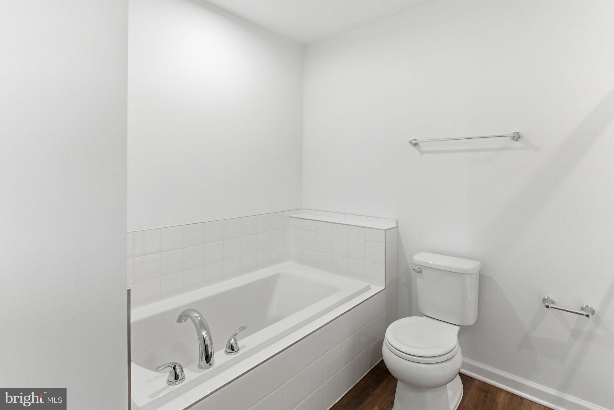 HUNTFIELD - Residential