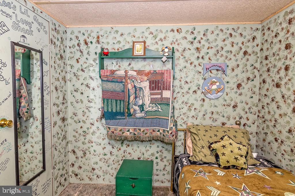 INDIAN COUNTRY - Residential