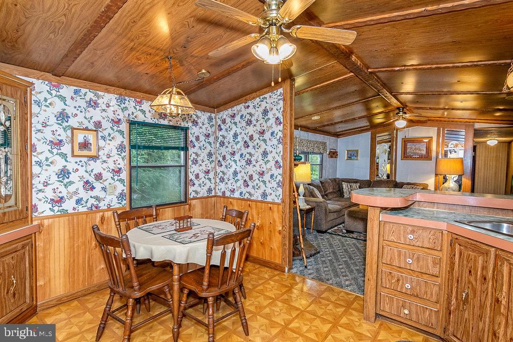 INDIAN COUNTRY - Residential